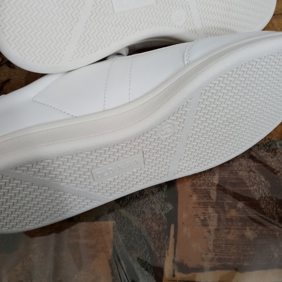 Old Navy  Shoes Size 9 5 Color White - Picture 6 of 6
